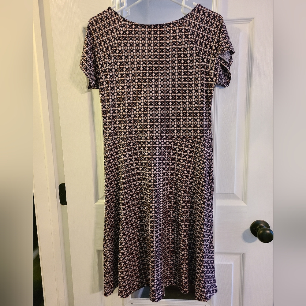 Maternity Nursing Dress - Picture 3 of 7